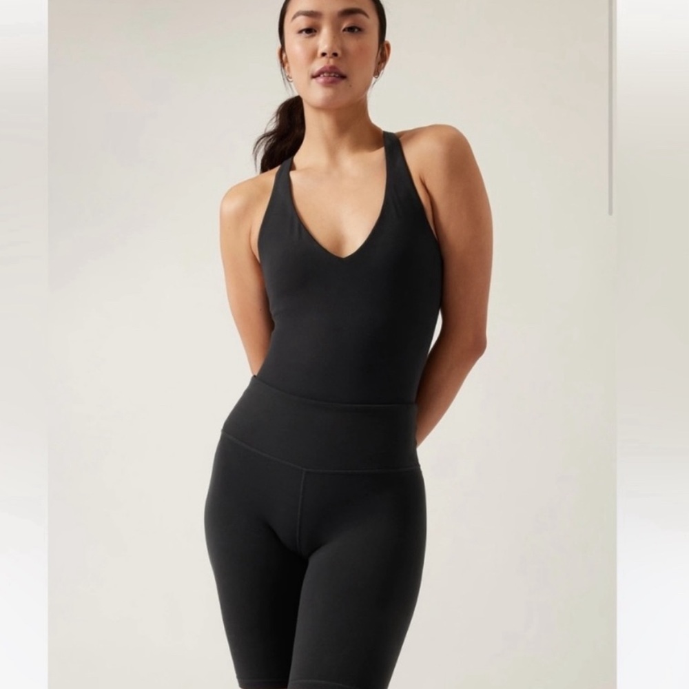 Athleta Transcend Bodysuit V-Neck Black